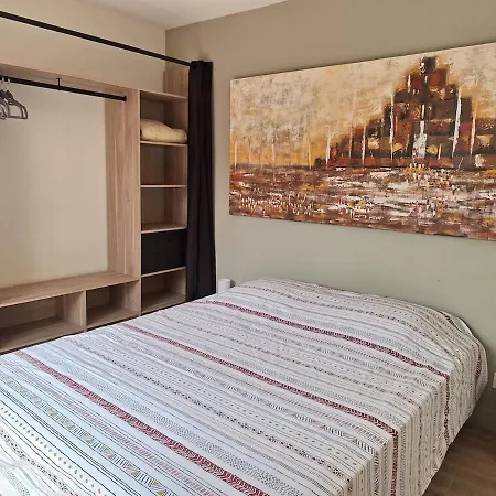 Pavillon 4 Personnes Entierement Renove Proche *